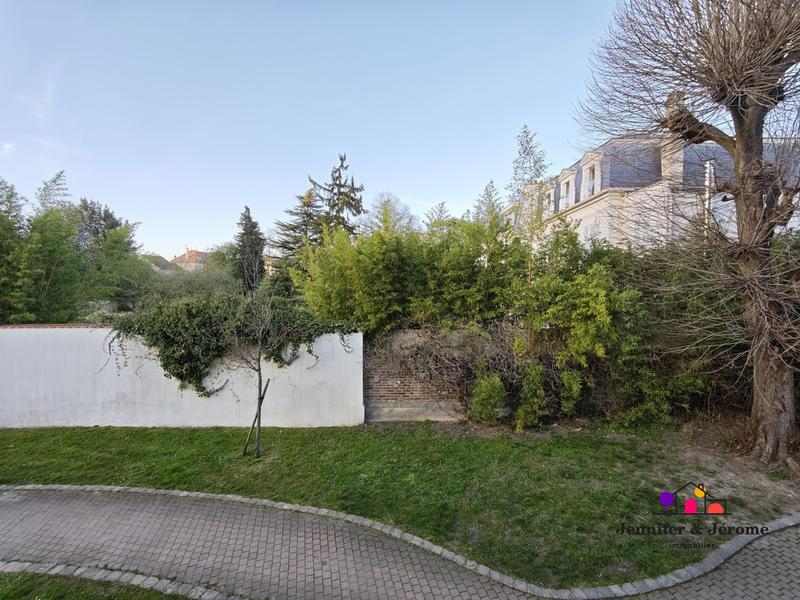 Appartement - 106 m² - 6 pièces