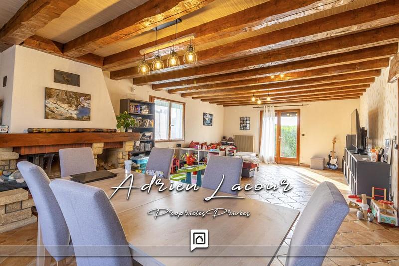 Maison - 150 m² - 8 pièces