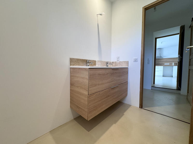 Appartement - 112 m² - 3 pièces