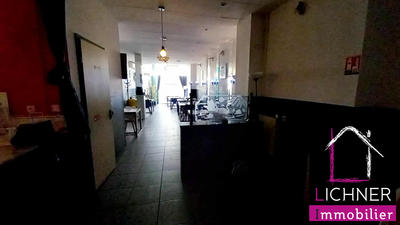 Local d'activités - 142 m²