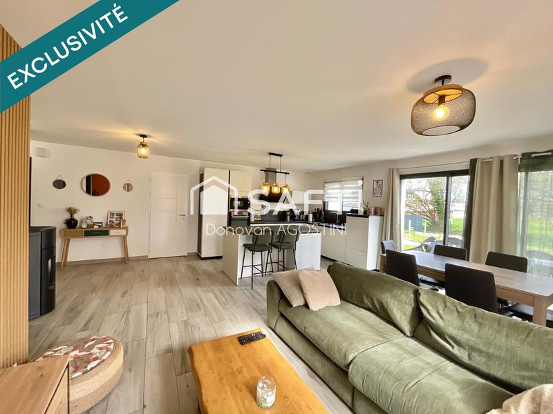 Maison - 90 m² - 5 pièces