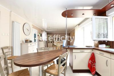 Maison - 130 m² - 4 pièces