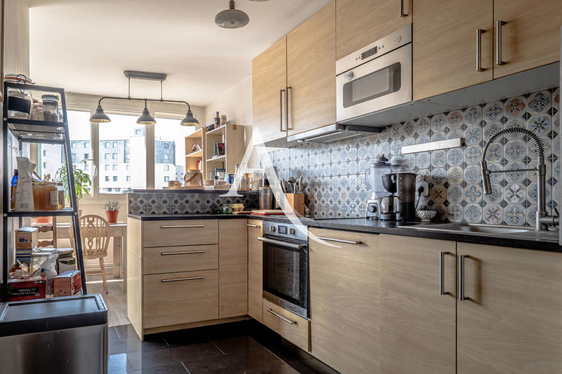 Appartement - 83 m² - 4 pièces