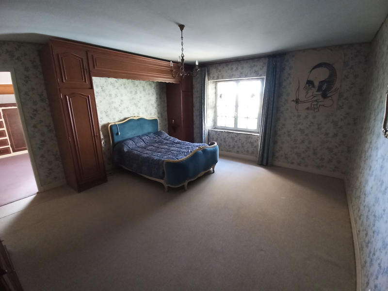 Maison - 187 m² - 7 pièces