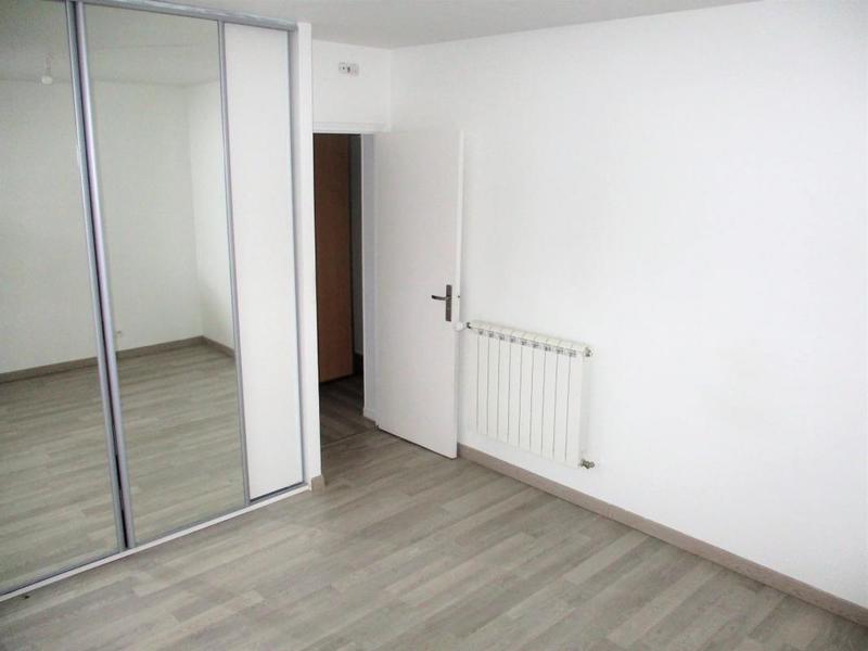 Appartement - 80 m² - 5 pièces