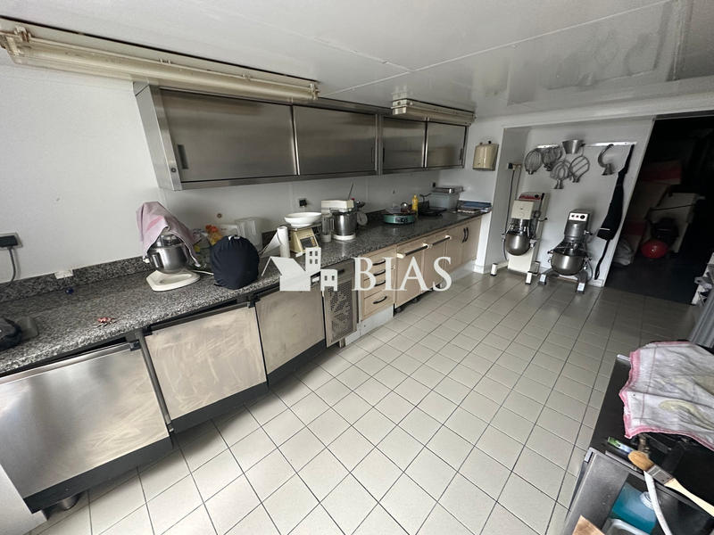 Fonds de commerce - 130 m²