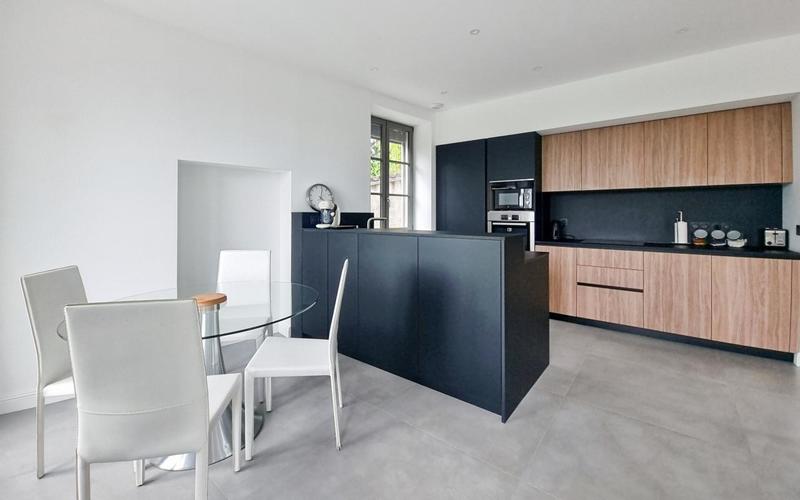 Maison - 160 m² - 7 pièces