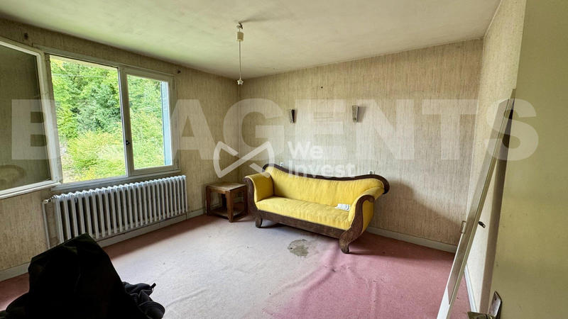 Maison - 120 m² - 9 pièces