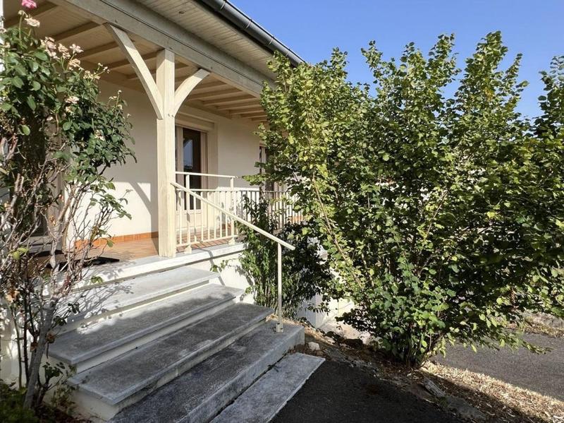 Maison - 184 m² - 8 pièces