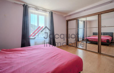 Appartement - 130 m² - 5 pièces