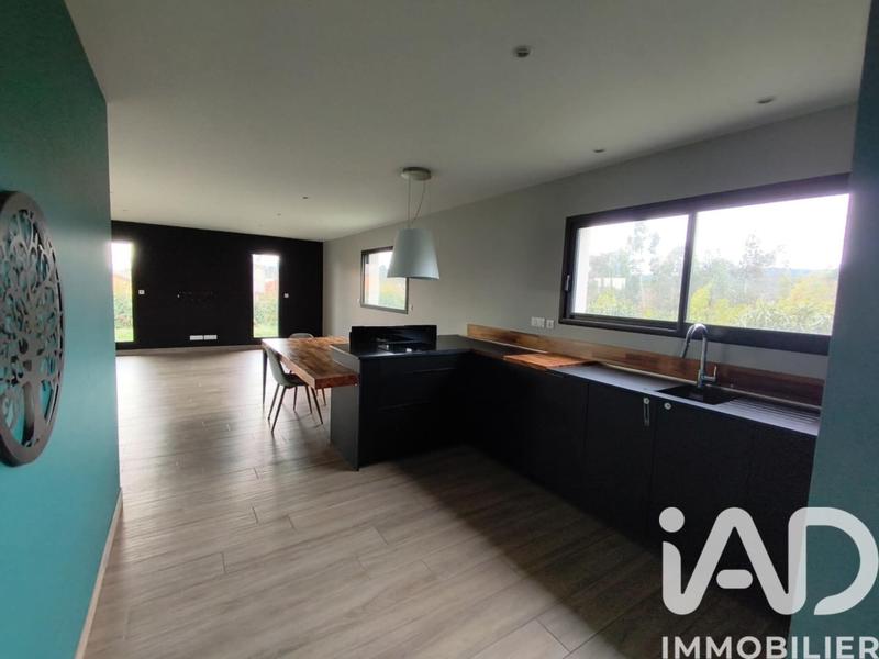 Maison - 133 m² - 6 pièces