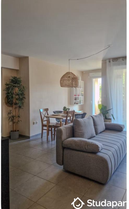 Appartement - 65 m² - 3 pièces