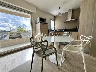 Studio - 30 m² - 1 pièce