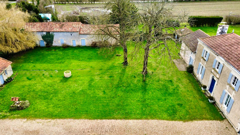 Maison - 186 m² - 4 pièces