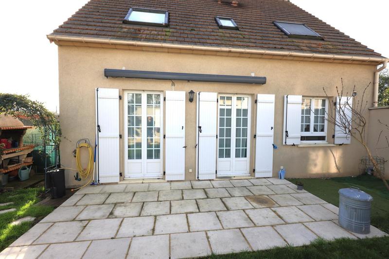 Maison - 112 m² - 7 pièces