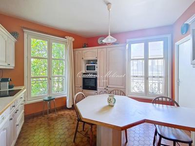 Appartement - 90 m² - 3 pièces