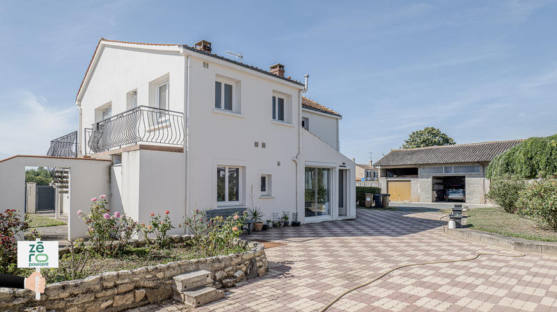 Maison - 187 m² - 7 pièces