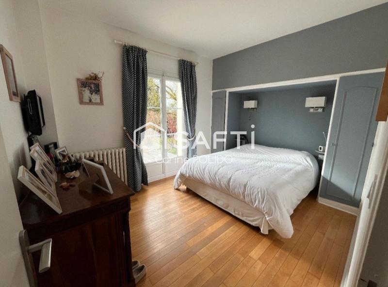 Maison - 177 m² - 7 pièces