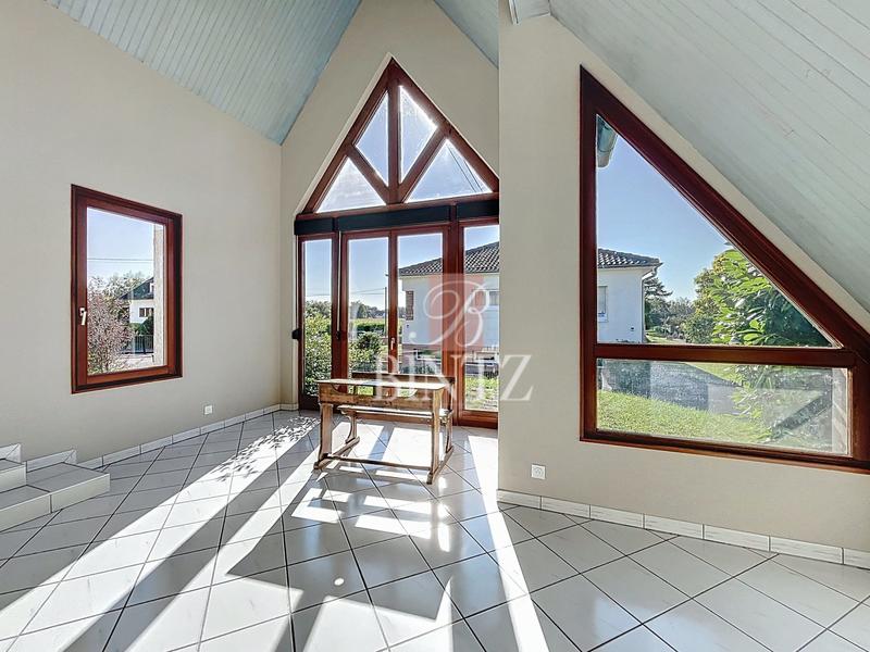 Maison - 157 m² - 6 pièces