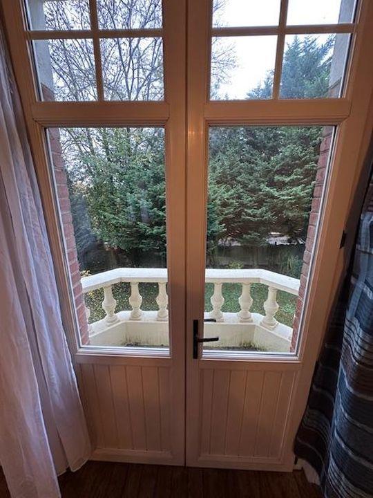 Demeure - 190 m² - 8 pièces