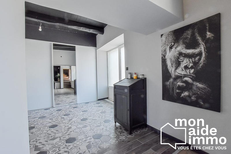 Maison ancienne - 242 m² - 8 pièces