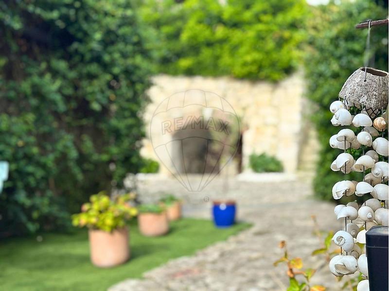 Maison ancienne - 163 m² - 7 pièces