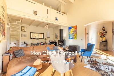 Maison - 111 m² - 4 pièces