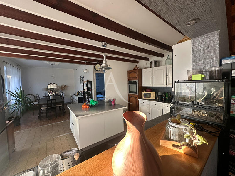 Maison - 128 m² - 7 pièces