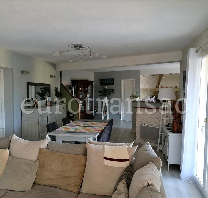 Villa - 161 m² - 4 pièces