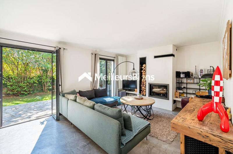 Maison - 140 m² - 8 pièces