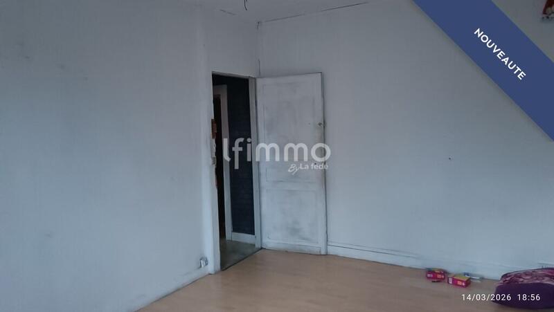 Immeuble - 145 m² - 10 pièces