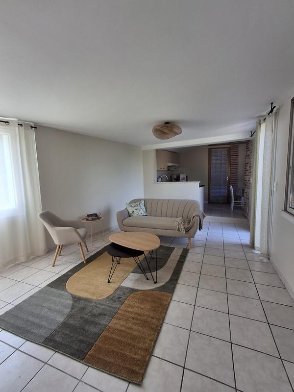 Maison - 95 m² - 3 pièces