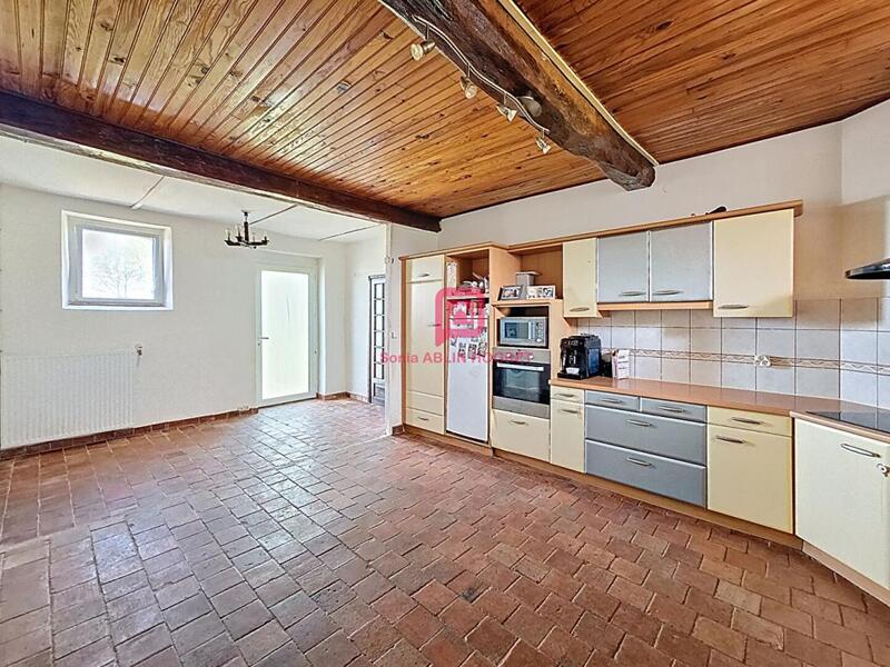 Maison - 195 m² - 6 pièces