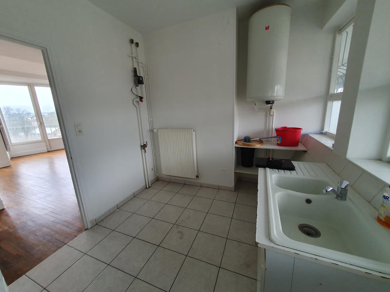 Appartement - 80 m² - 4 pièces