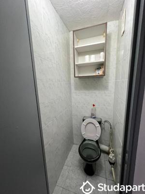 Chambre - 11 m² - 1 pièce