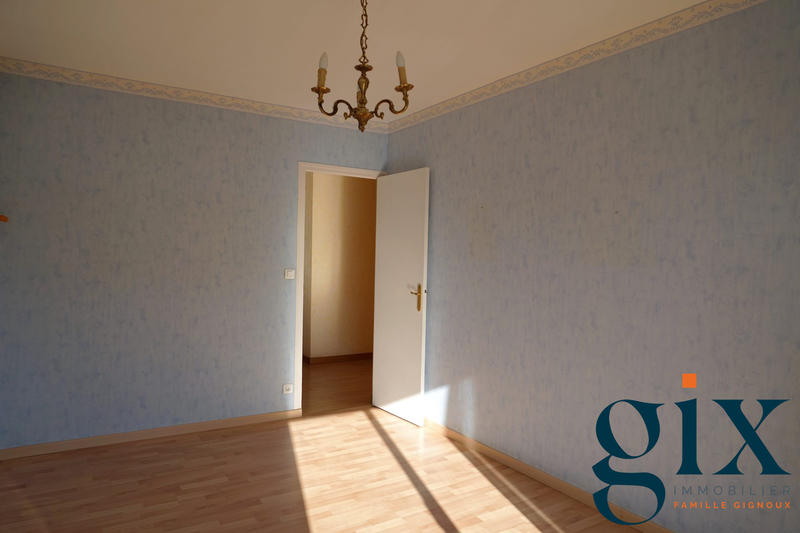 Appartement - 98 m² - 4 pièces