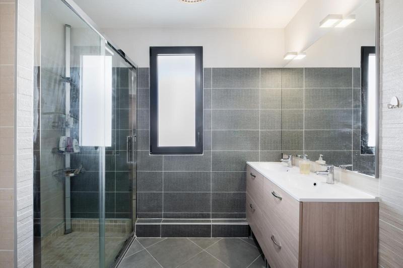 Appartement - 90 m² - 4 pièces