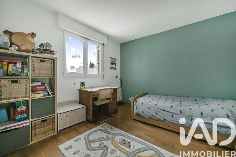 Appartement - 93 m² - 5 pièces