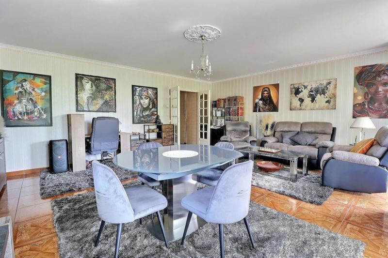 Appartement - 81 m² - 3 pièces