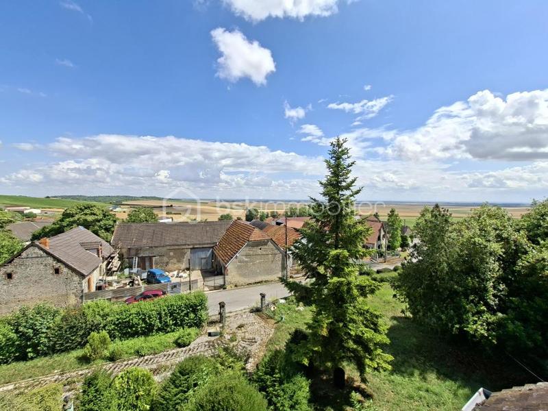 Maison de village - 181 m² - 7 pièces