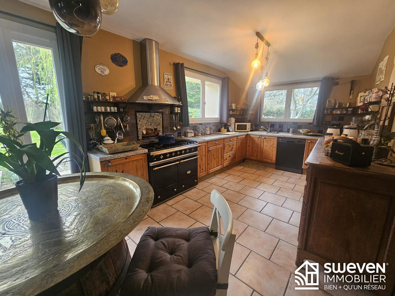 Maison ancienne - 210 m² - 6 pièces