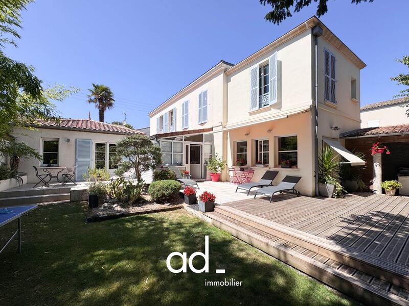 Maison ancienne - 185 m² - 6 pièces