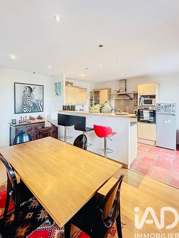 Appartement - 99 m² - 5 pièces