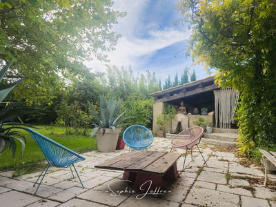 Mas - 273 m² - 8 pièces