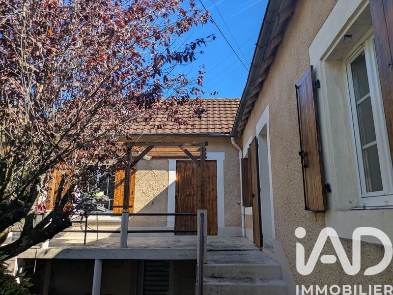 Maison - 180 m² - 6 pièces