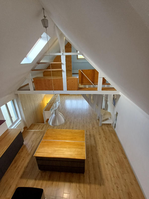 Appartement - 82 m² - 3 pièces