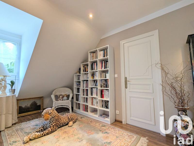 Maison - 174 m² - 8 pièces