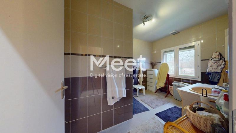 Propriété - 5 pièces