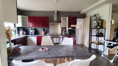 Maison - 175 m² - 8 pièces