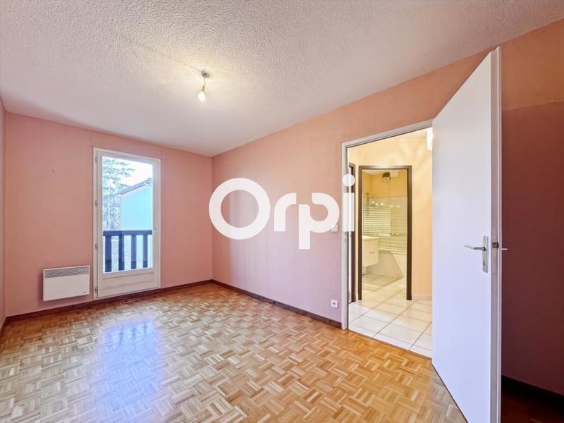 Penthouse - 80 m² - 3 pièces